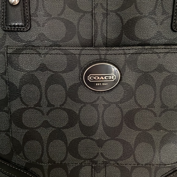 Coach Purse - Picture 4 of 4